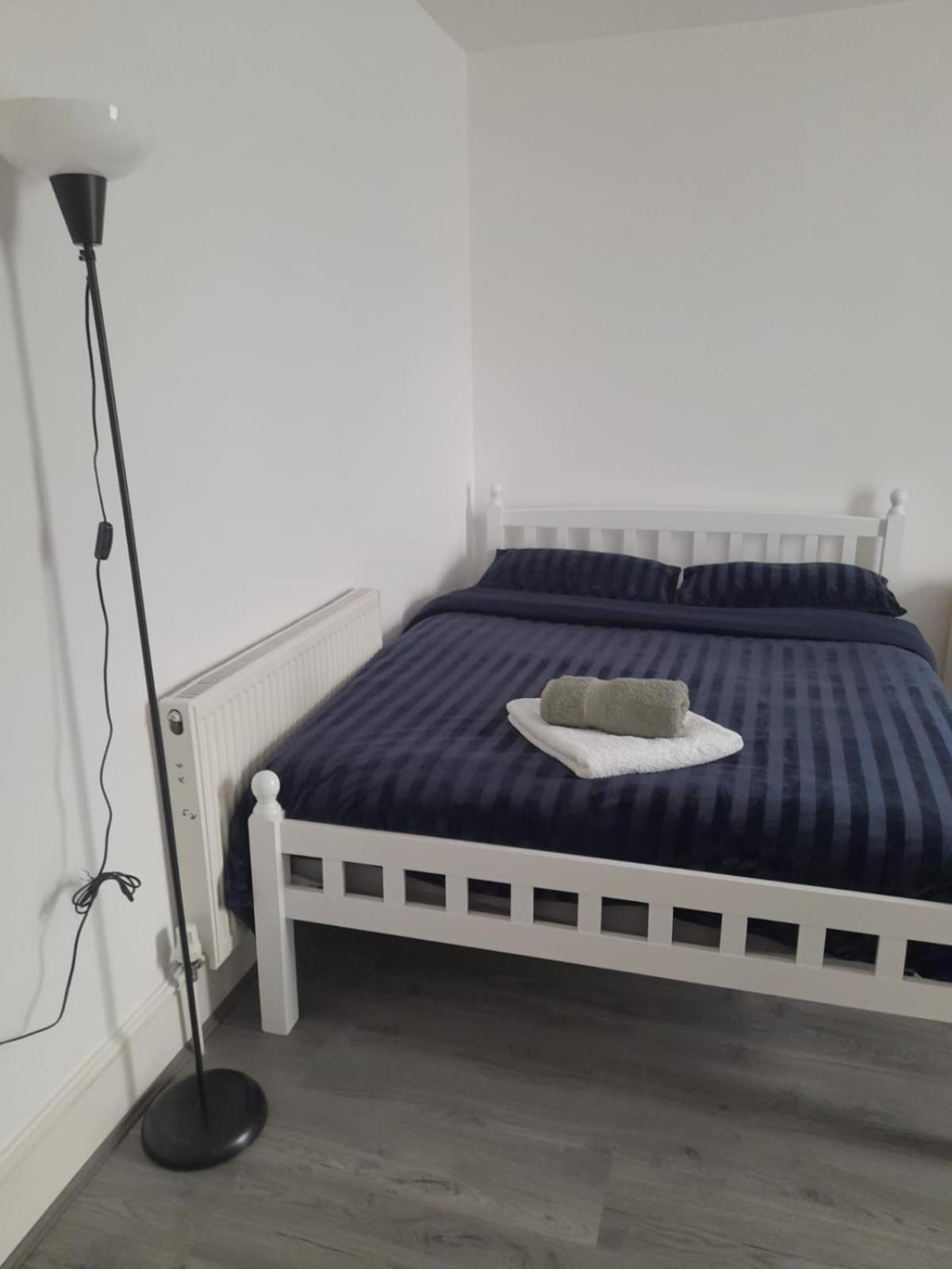 Rayan'S Lodge Stratford Лондон Екстериор снимка